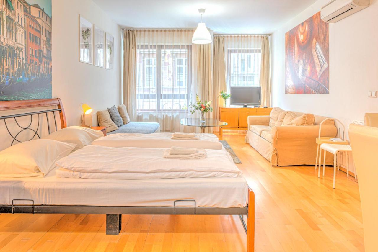Central Downtown Apartments بودابست المظهر الخارجي الصورة