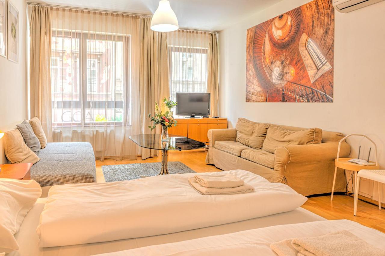 Central Downtown Apartments بودابست المظهر الخارجي الصورة