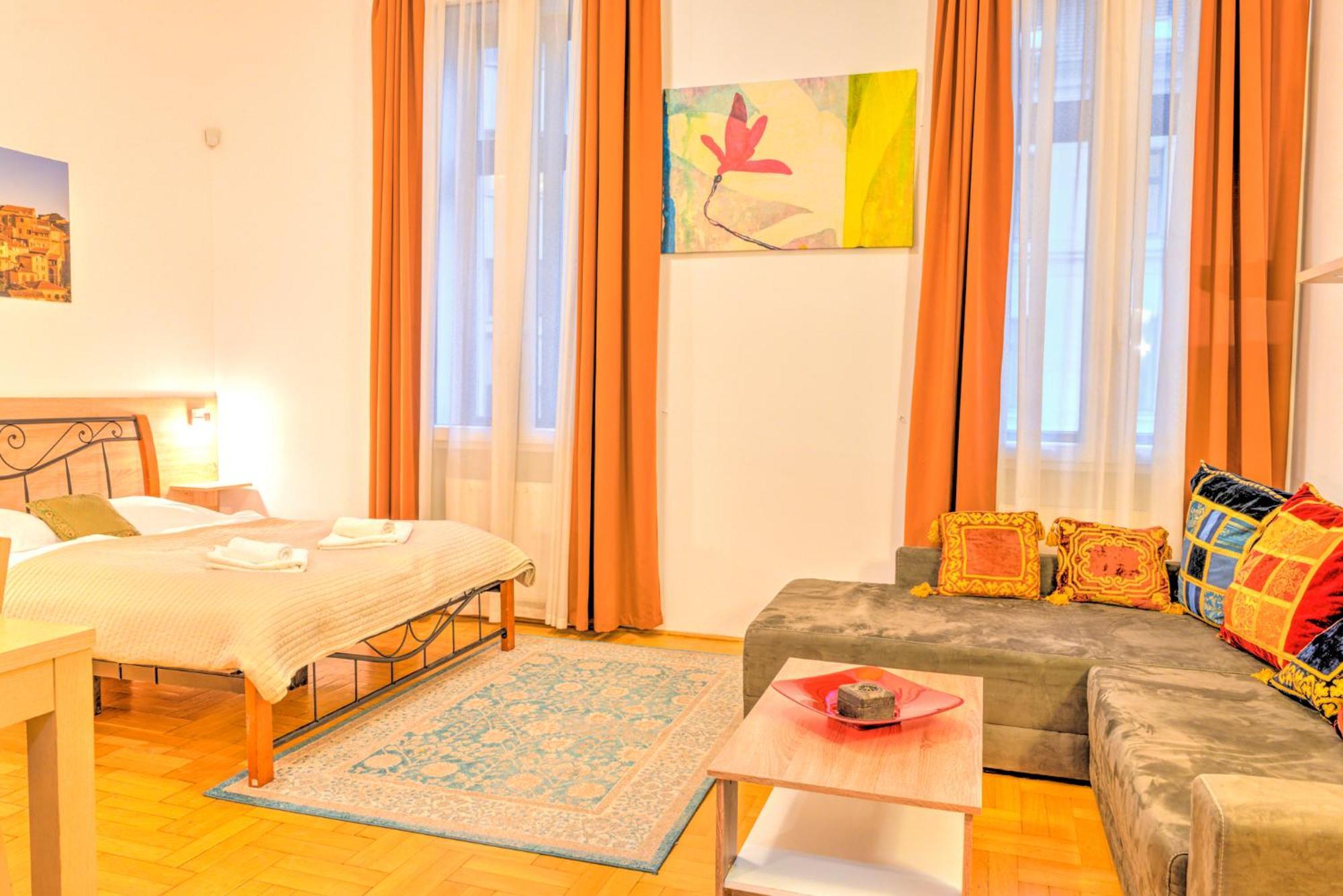 Central Downtown Apartments بودابست المظهر الخارجي الصورة