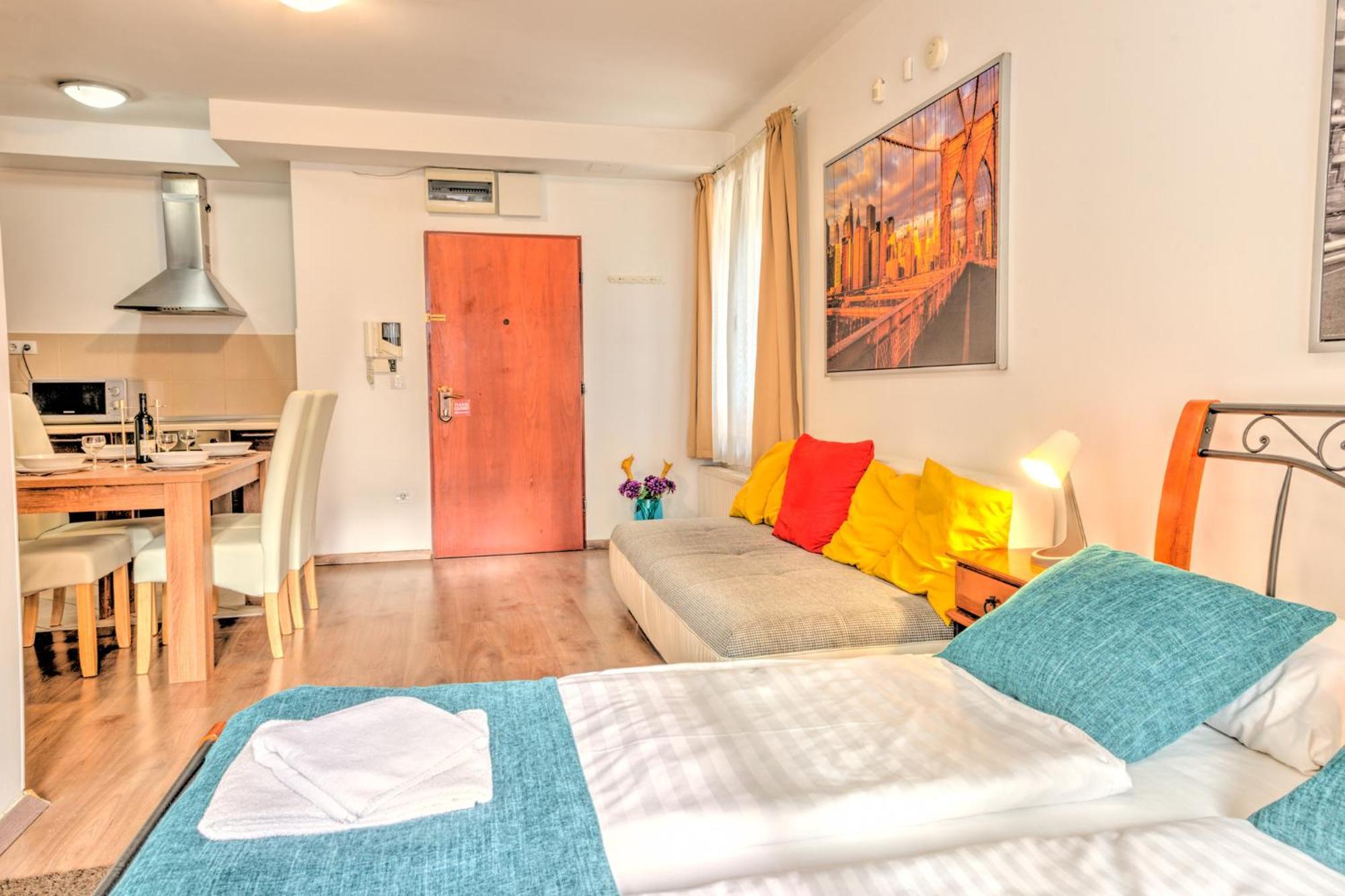 Central Downtown Apartments بودابست المظهر الخارجي الصورة